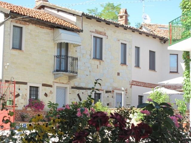 Albergotto Natalina Grazzano Badoglio Luaran gambar